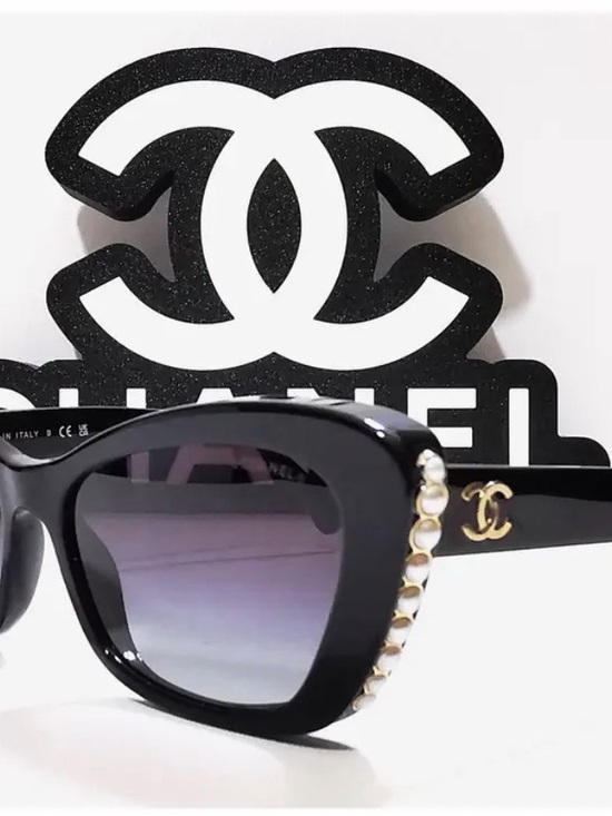 CHANEL Accessories - CHANEL Black Pearl-Trim Cat-Eye Sunglasses with Gold CC